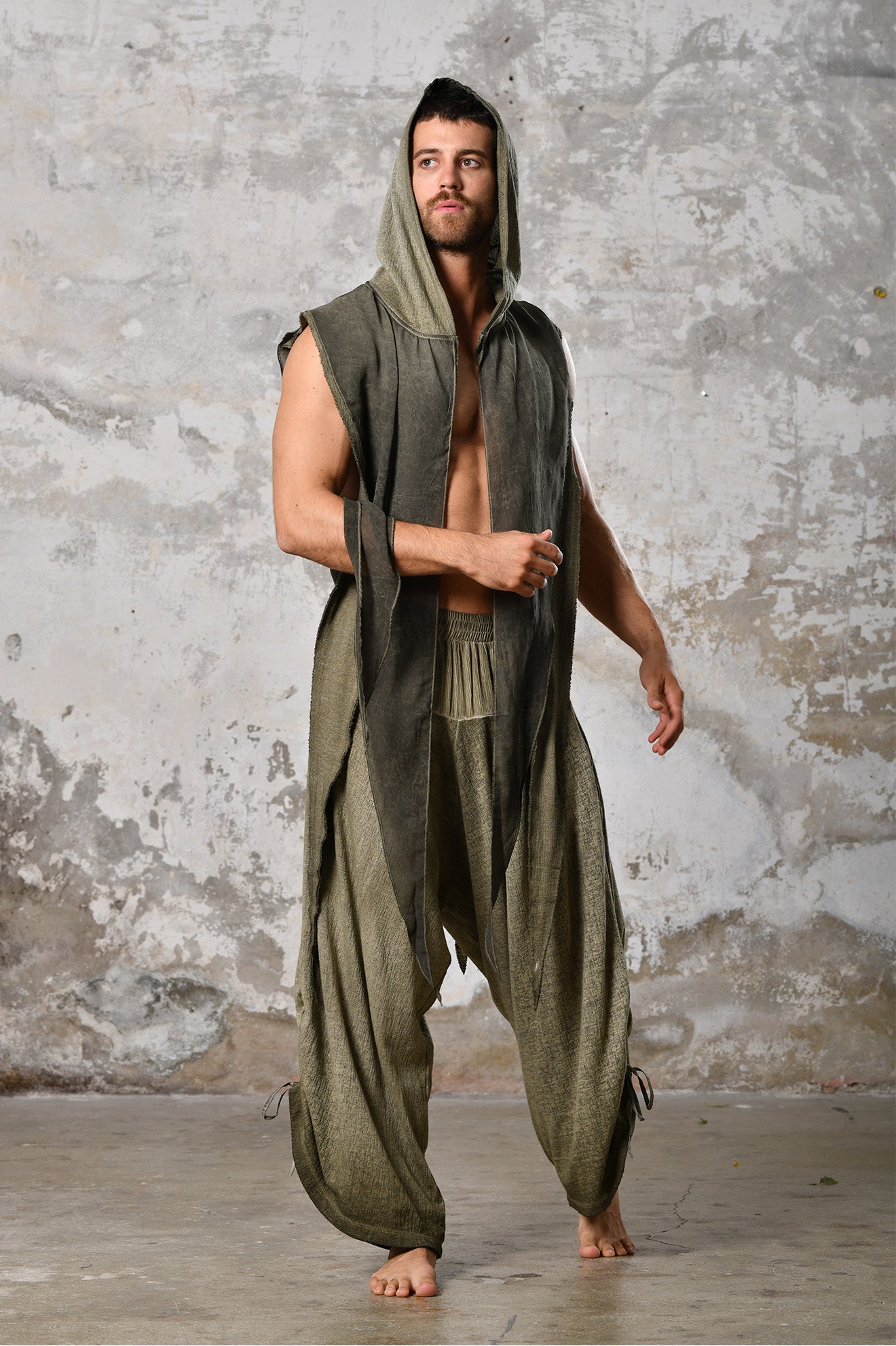 Green Bohemian hooded shawl, unisex Jedi-inspired hooded shawl with mystical embroidery, spiritual hooded shawl for Star Wars cosplay and everyday wear, handcrafted shawl with boho-chic details and protective hood, breathable and comfortable shawl hood for outdoor adventures, unique and meaningful embroidered shawl for spiritual seekers, vibrant shawl hood, Jedi-inspired shawl for cosmic warriors, celestial-inspired shawl hood with intricate star embroidery, burning man outfit