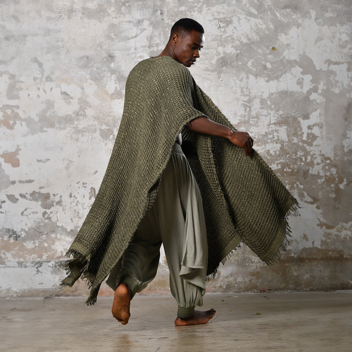 Waffle Poncho in Khaki Green