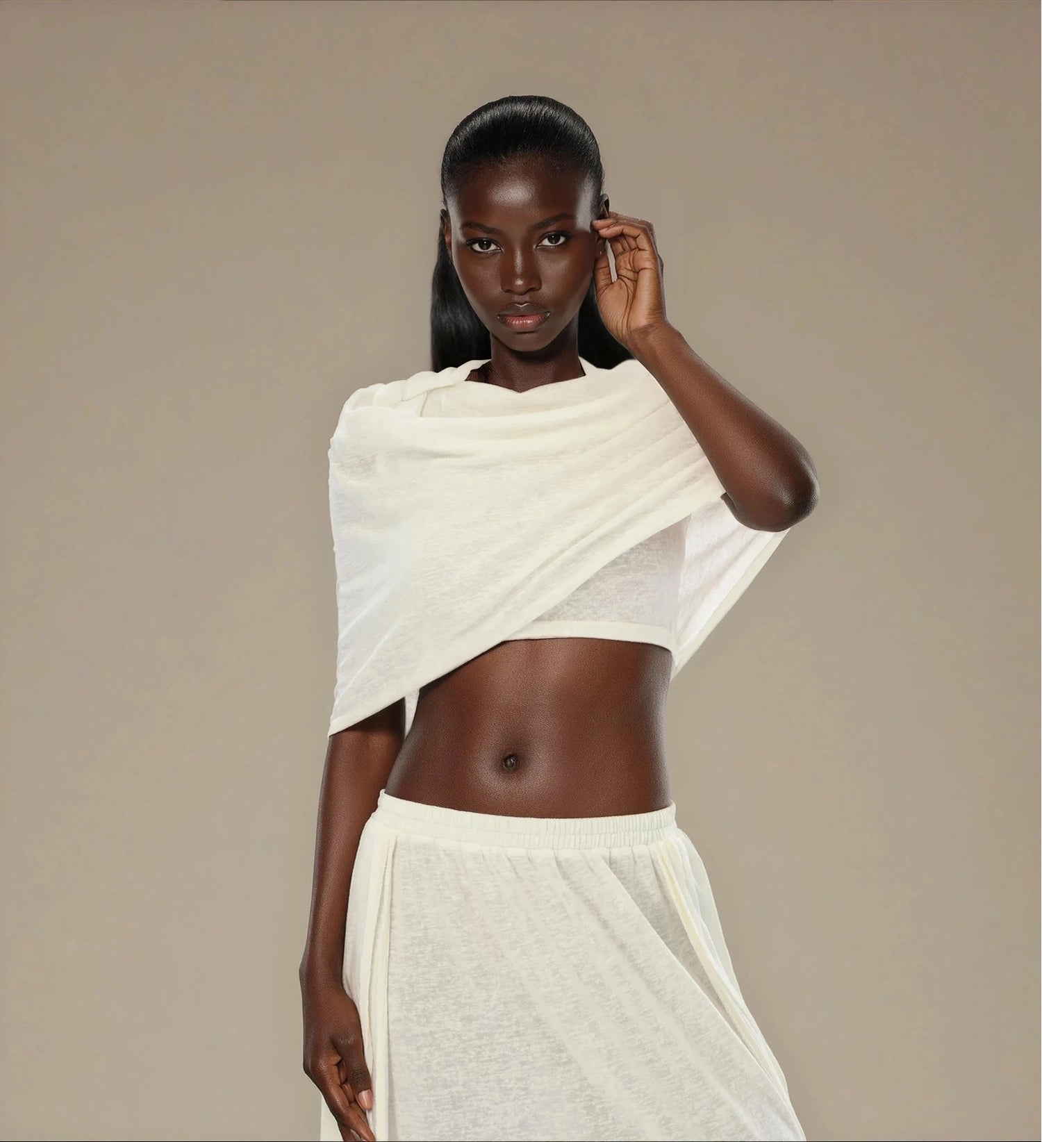 Hera Hooded Top in White