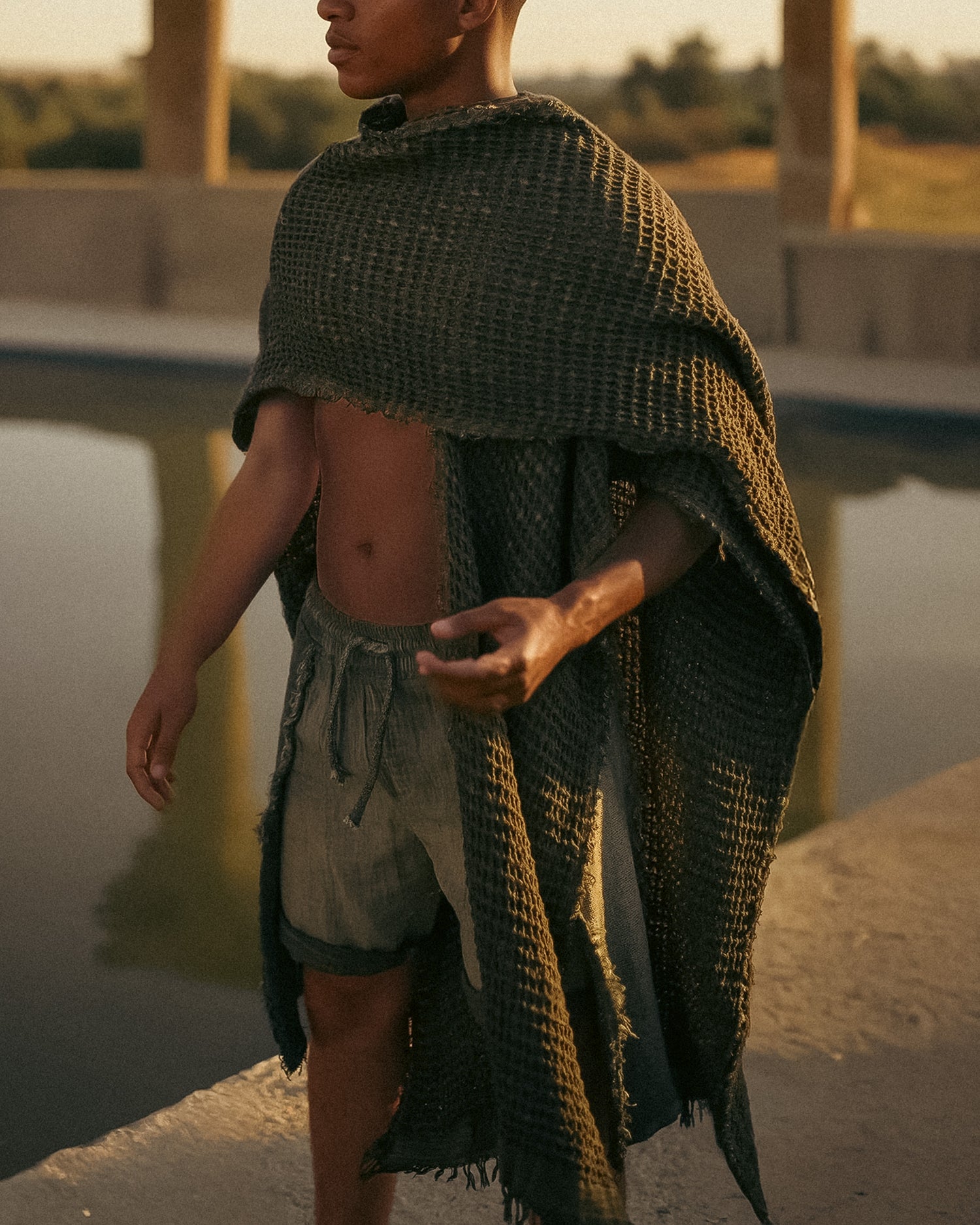 TRIBE Shorts in Khaki Green