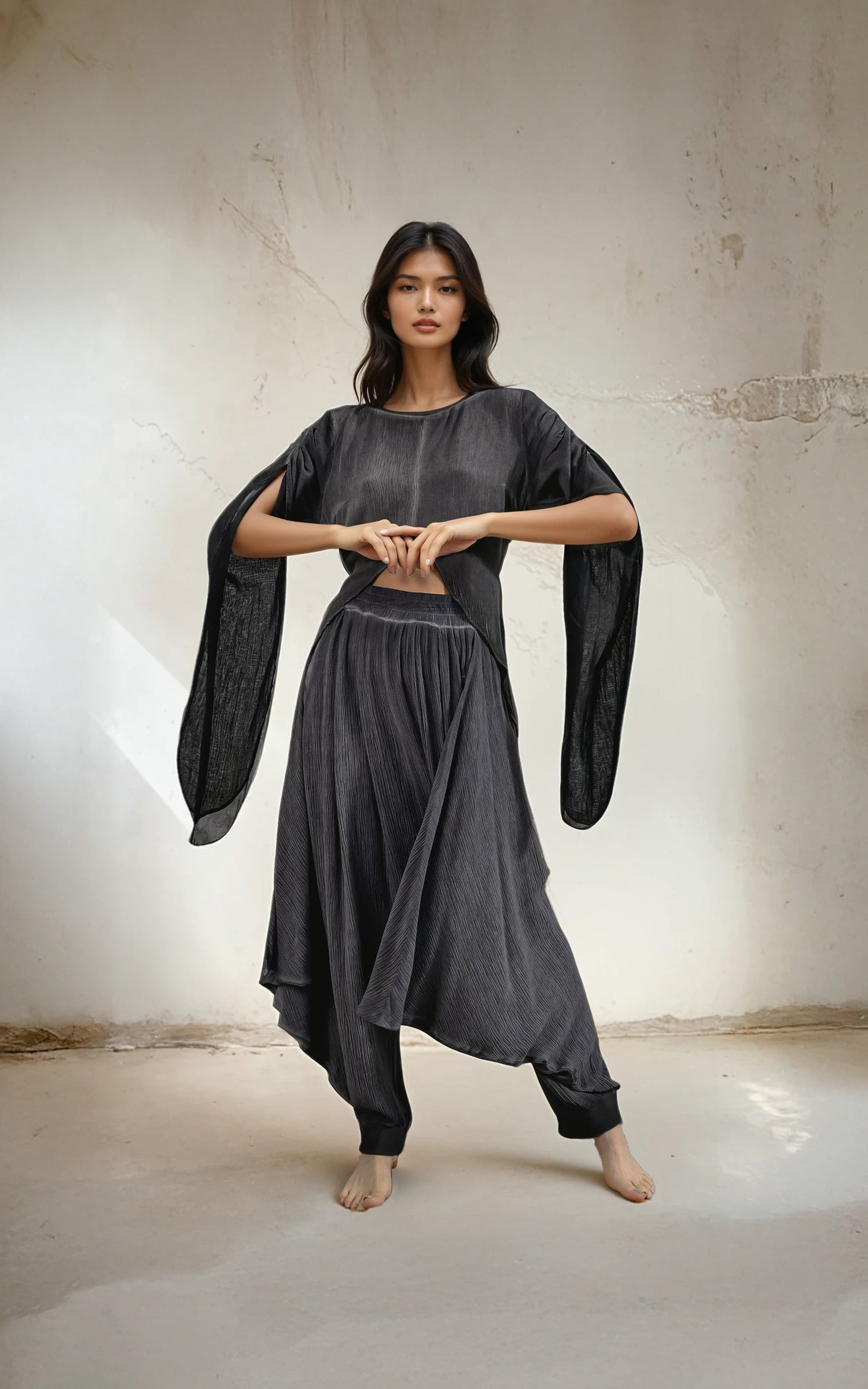 MOON Blouse in Charcoal