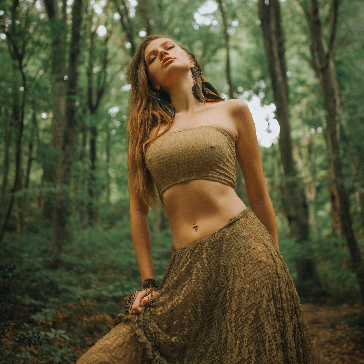 HENA Body in Desert Sand