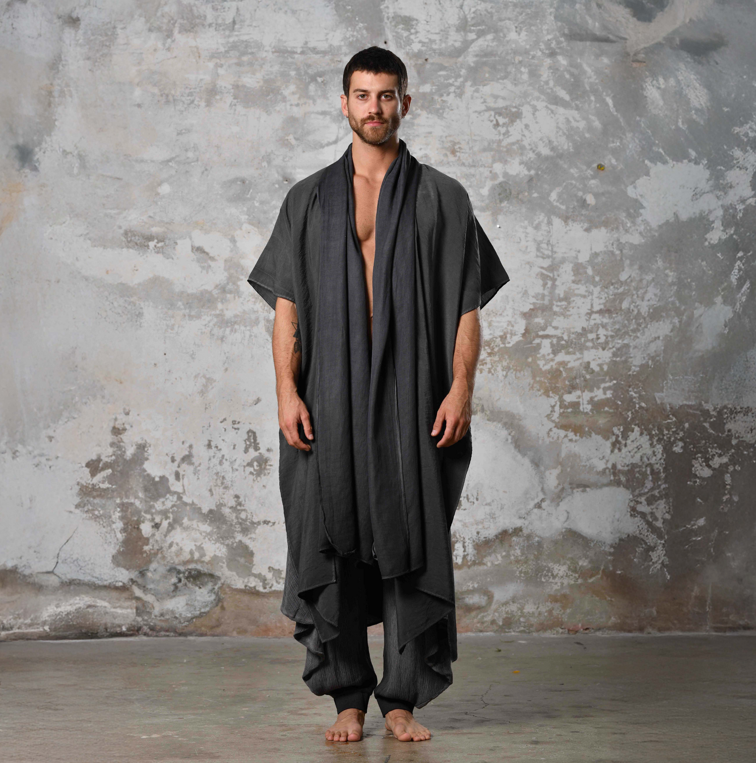 SHAWL Kimono in Charcoal