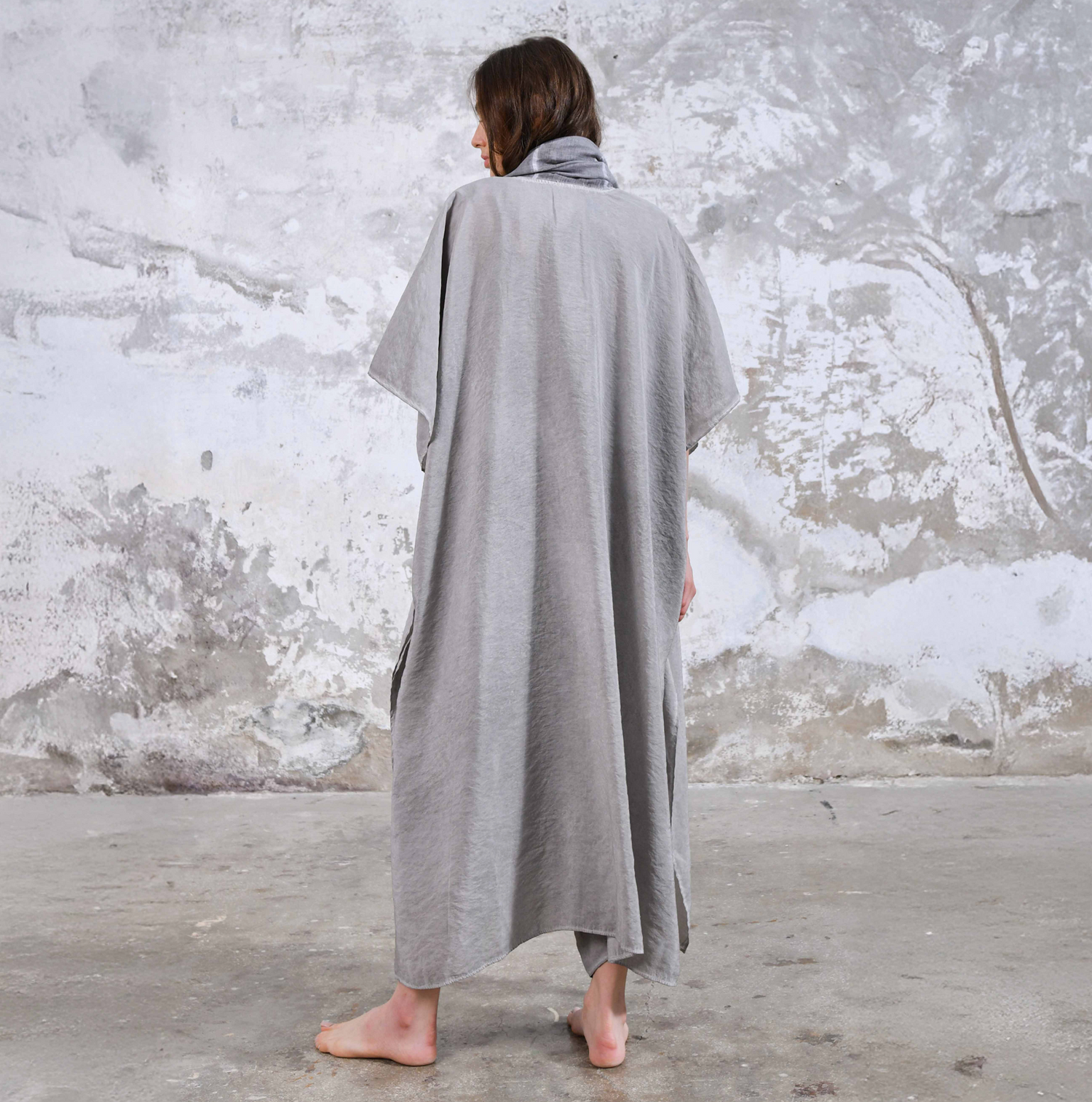 SHAWL Kimono in Light Gray