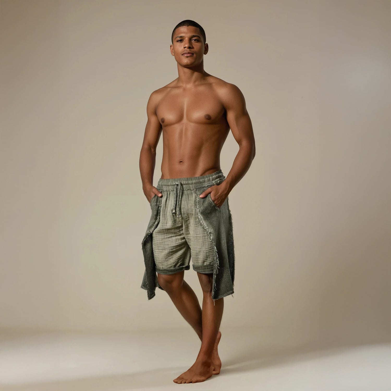 TRIBE Shorts in Khaki Green