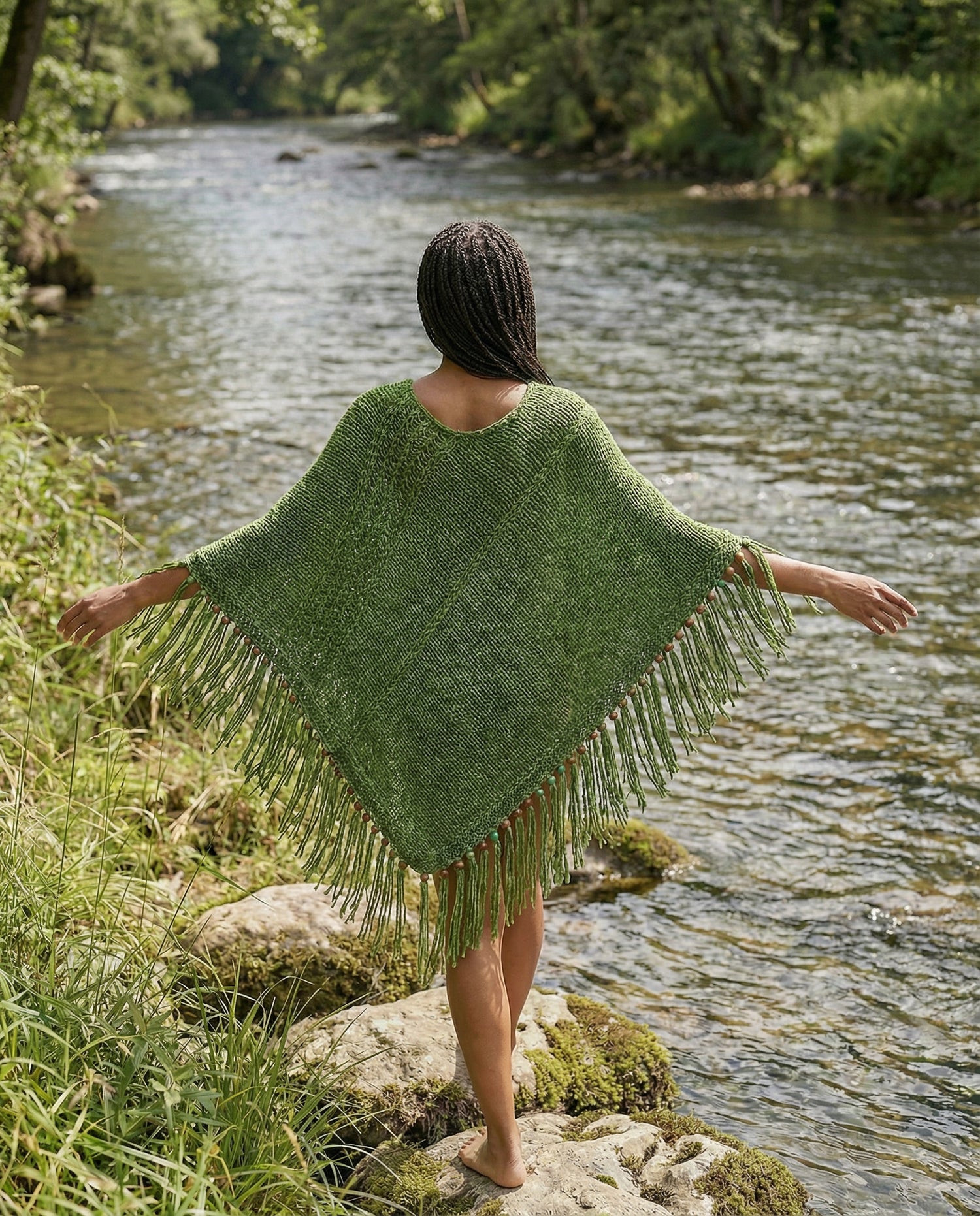 Root Poncho in Forest Green