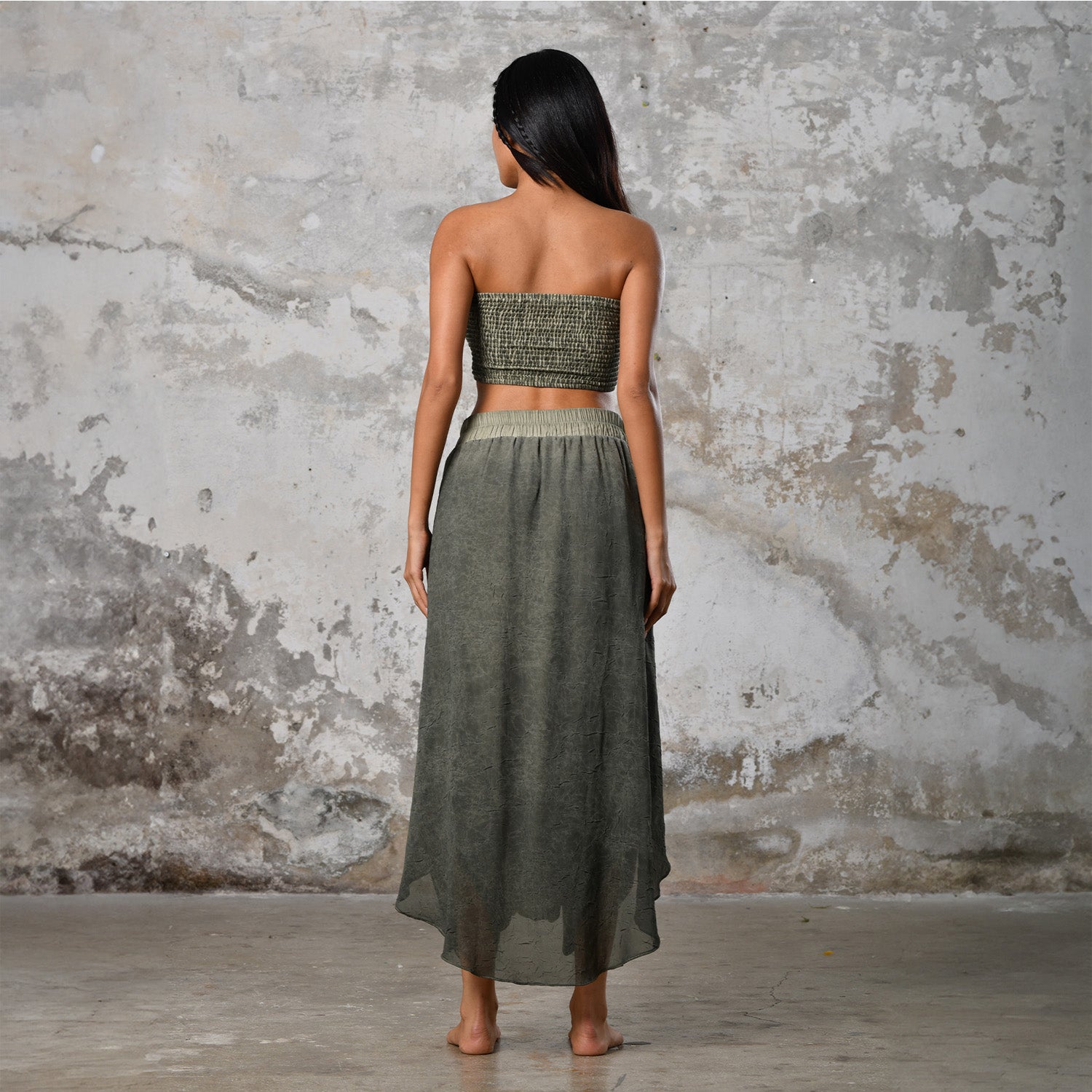 Gaia Salvar in Khaki Green