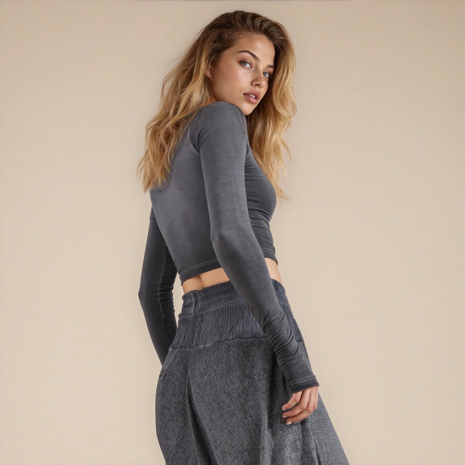 Na Body in Charcoal