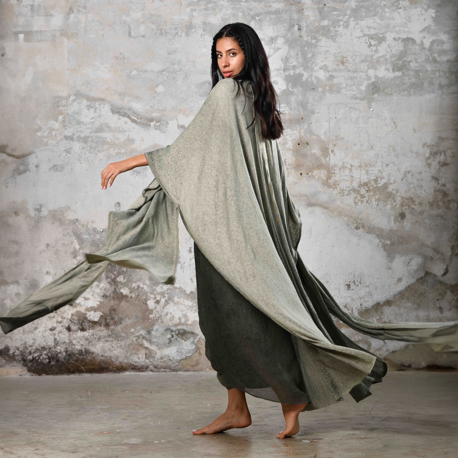 Sahmeran Kimono in Khaki Green