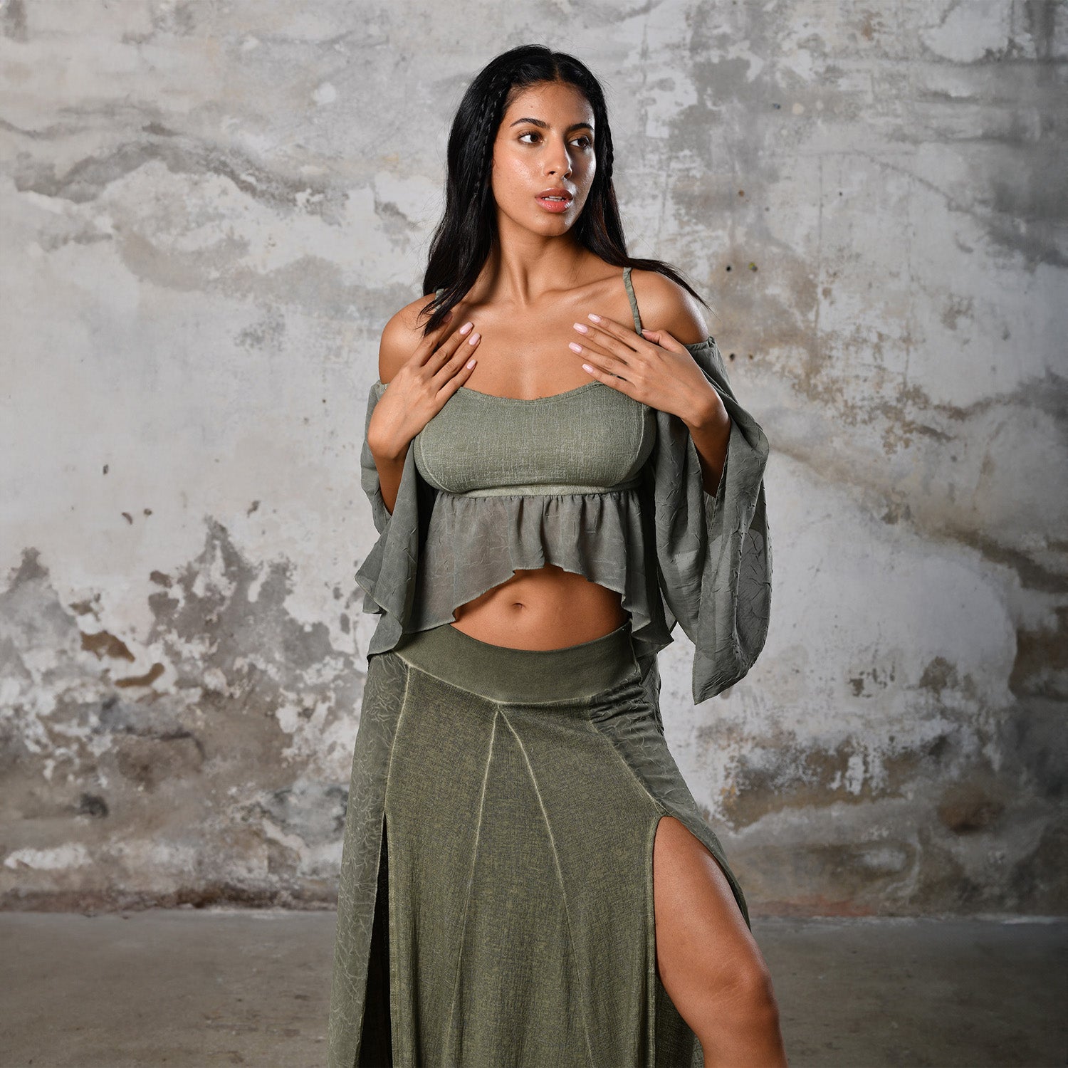 VENUS Blouse in Khaki Green