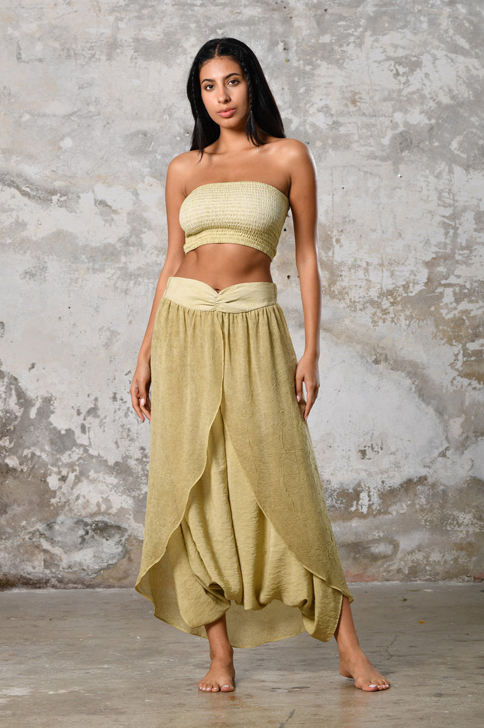 Step into timeless boho chic with our Powder Lemon Boho high split skirt trousers. Crafted from organic materials, this sexy summer boho yoga pants , eco-conscious fashion for the modern goddess.