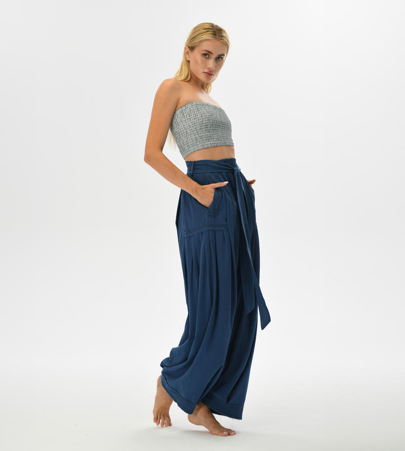 Relaxed fit blue harem pants, crafted from cotton, perfect for casual boho outfits, yoga, or daily comfort.