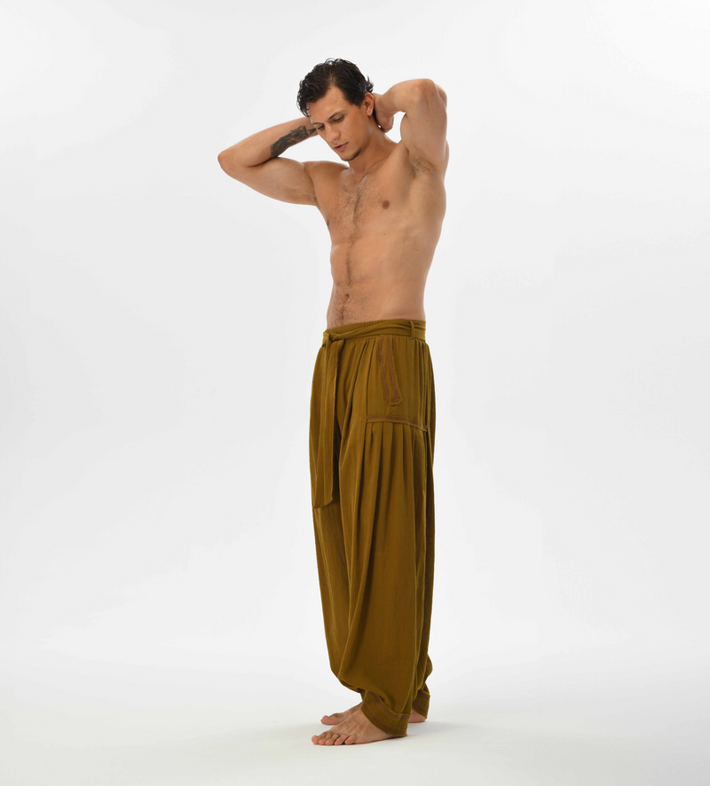 Men’s casual boho harem pants in brown, made from breathable cotton for comfort and style, ideal for casual outings or festivals.