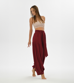 Bohemian style harem pants for women, featuring a relaxed fit, comfy cotton fabric, and a unique baggy cut for casual wear or yoga.