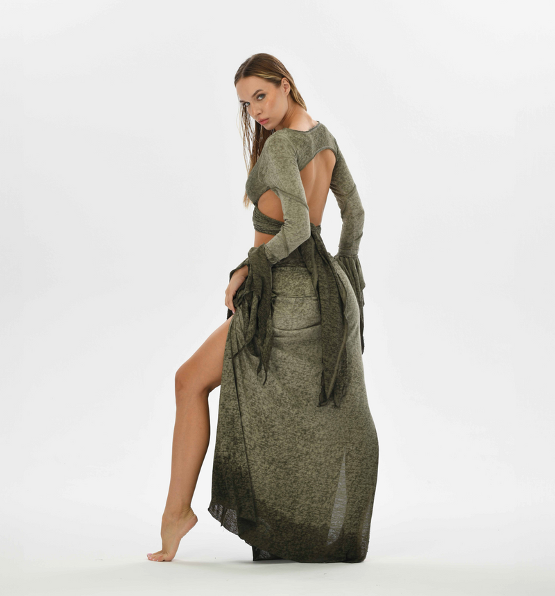 Fairy-inspired boho top in green, featuring flowy sleeves and open back for a sexy and mystical look, perfect for festivals.