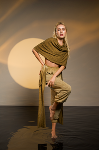 Boho harem pants with a relaxed fit, made from a cotton-linen blend. Elastic waistband for maximum comfort, perfect for everyday wear, festivals, and gypsy-inspired looks.