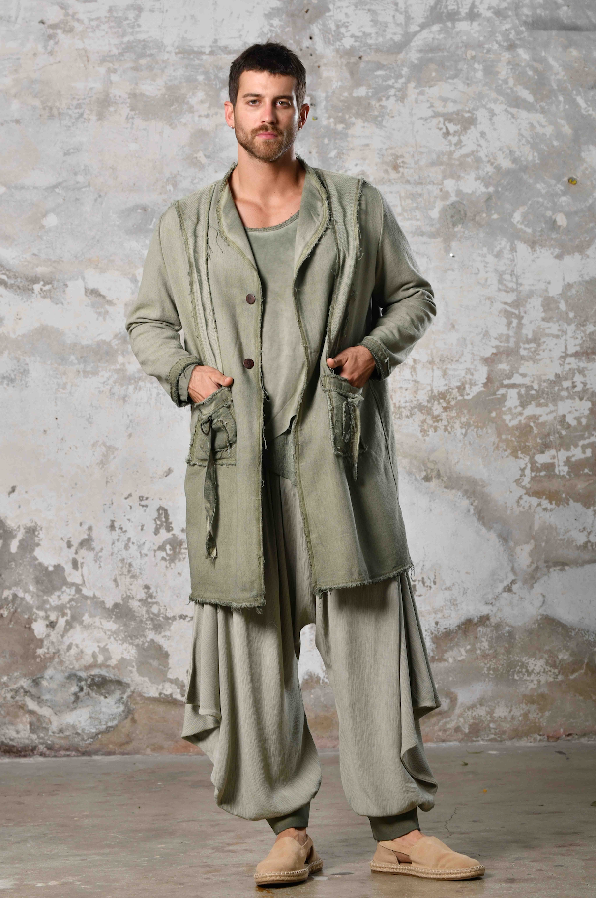 Zhenabia Boho Jacket: Elevate your style with this luxury boho-inspired, sustainable blend of cotton and linen. Functional design, versatile for all seasons, unisex sizing. Sage Green Jacket