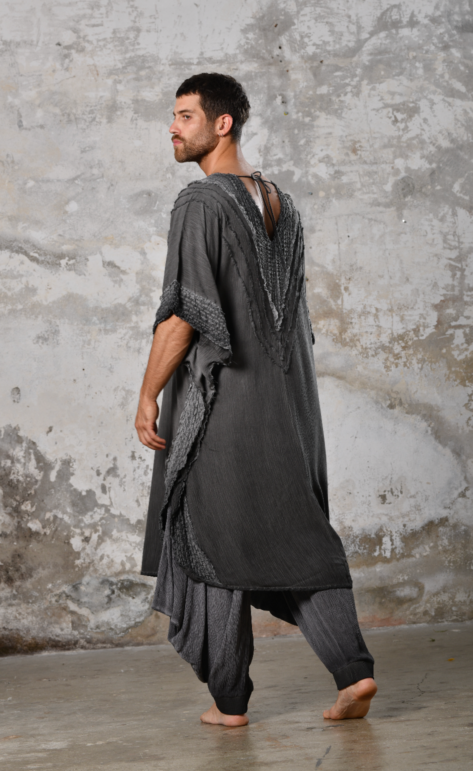 KAFTAN in Charcoal