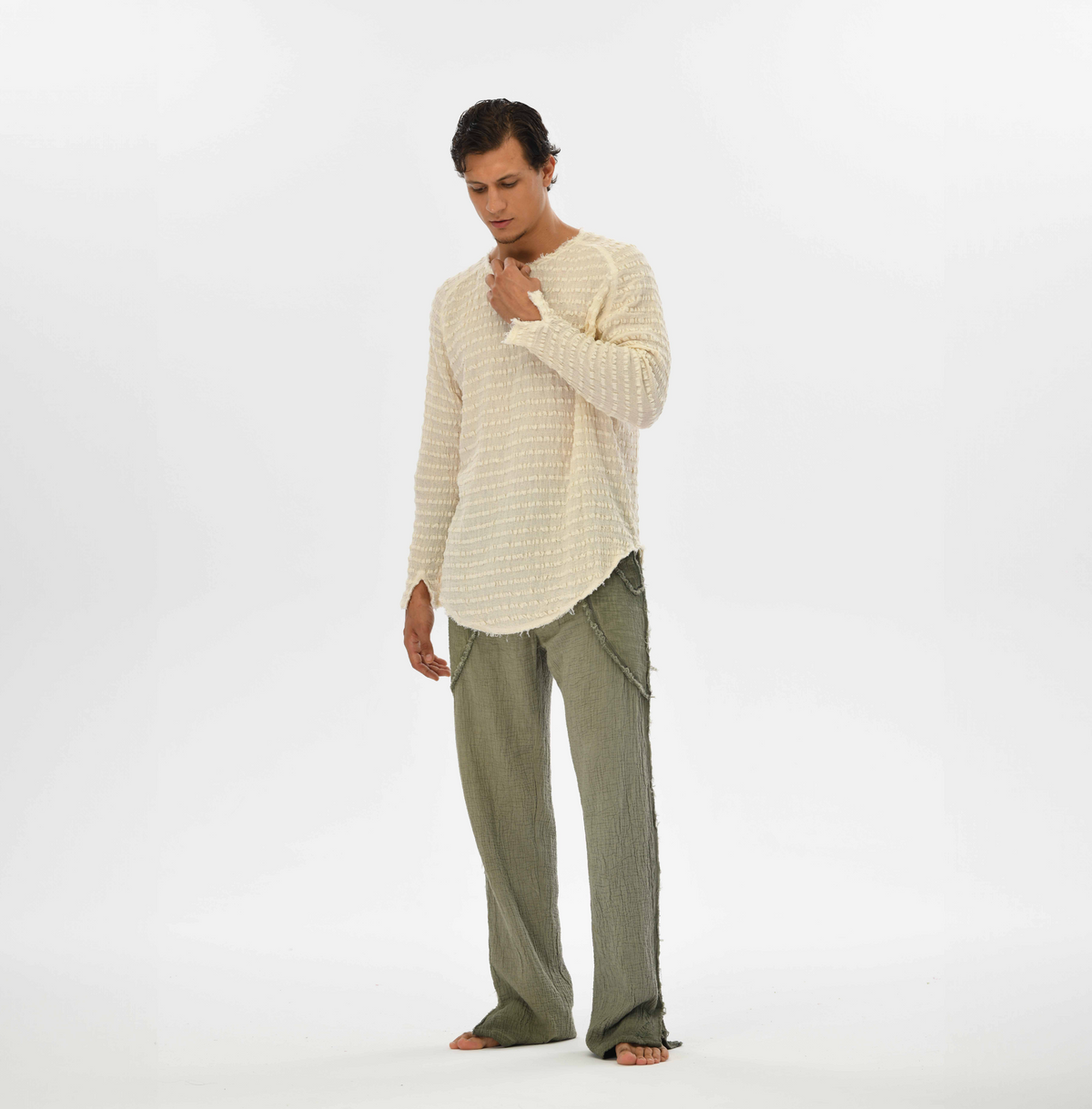 Boho chic men’s long sleeve t-shirt in handwoven cotton, offering natural stretch for comfort and everyday style.